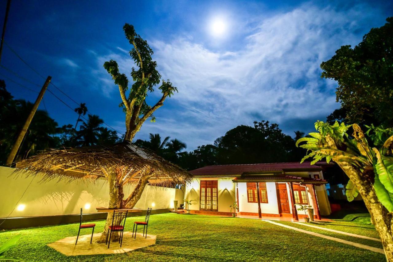 The Senu Grand Villa Hikkaduwa Kültér fotó